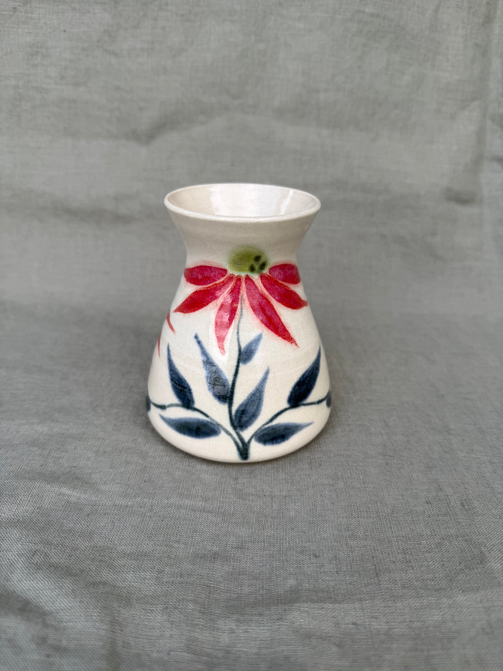 Echinacea Vase Small in Raspberry
