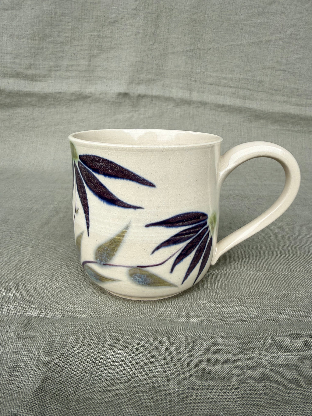 Echinacea Mug Medium in Purple