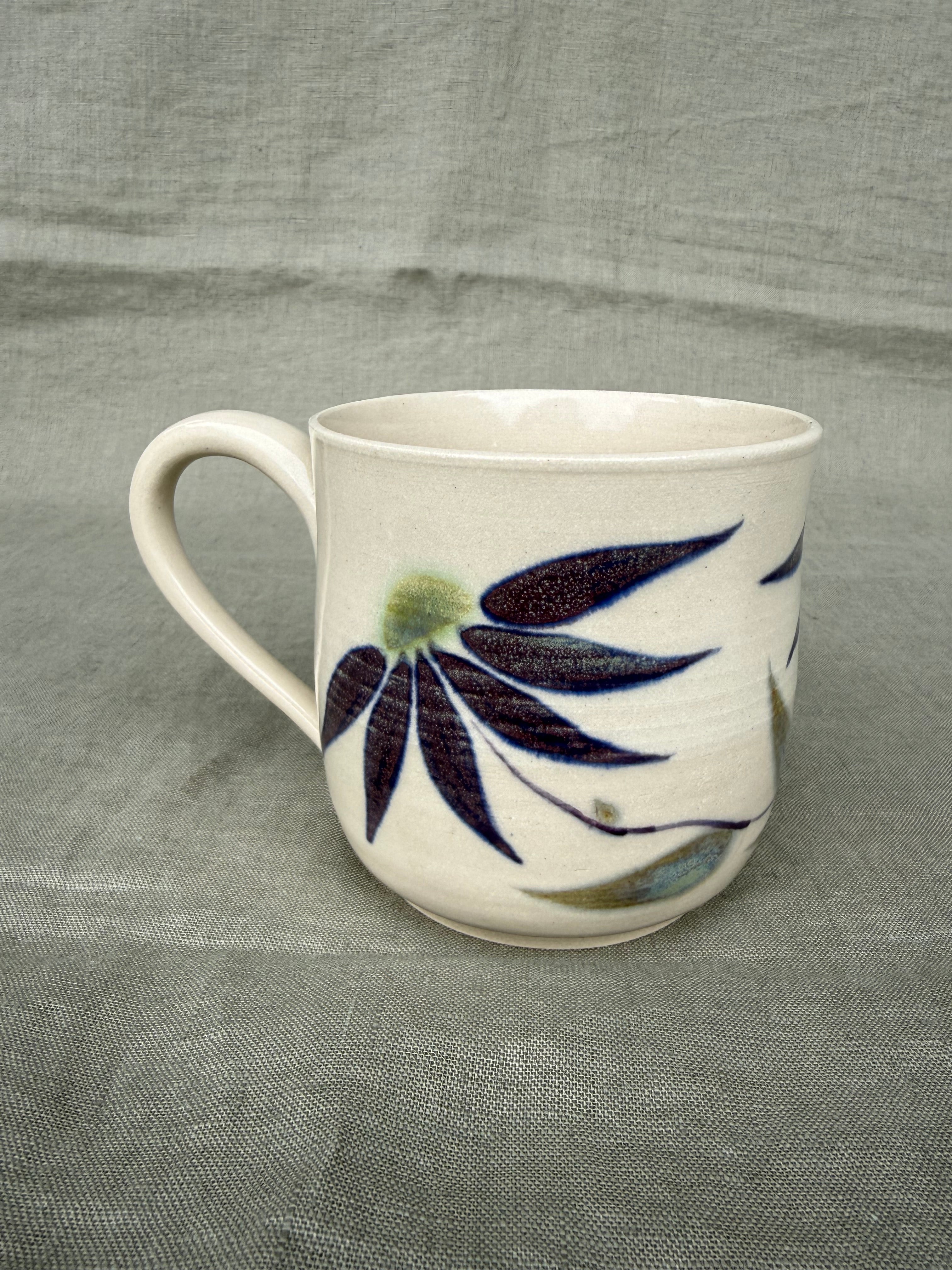 Echinacea Mug Medium in Purple