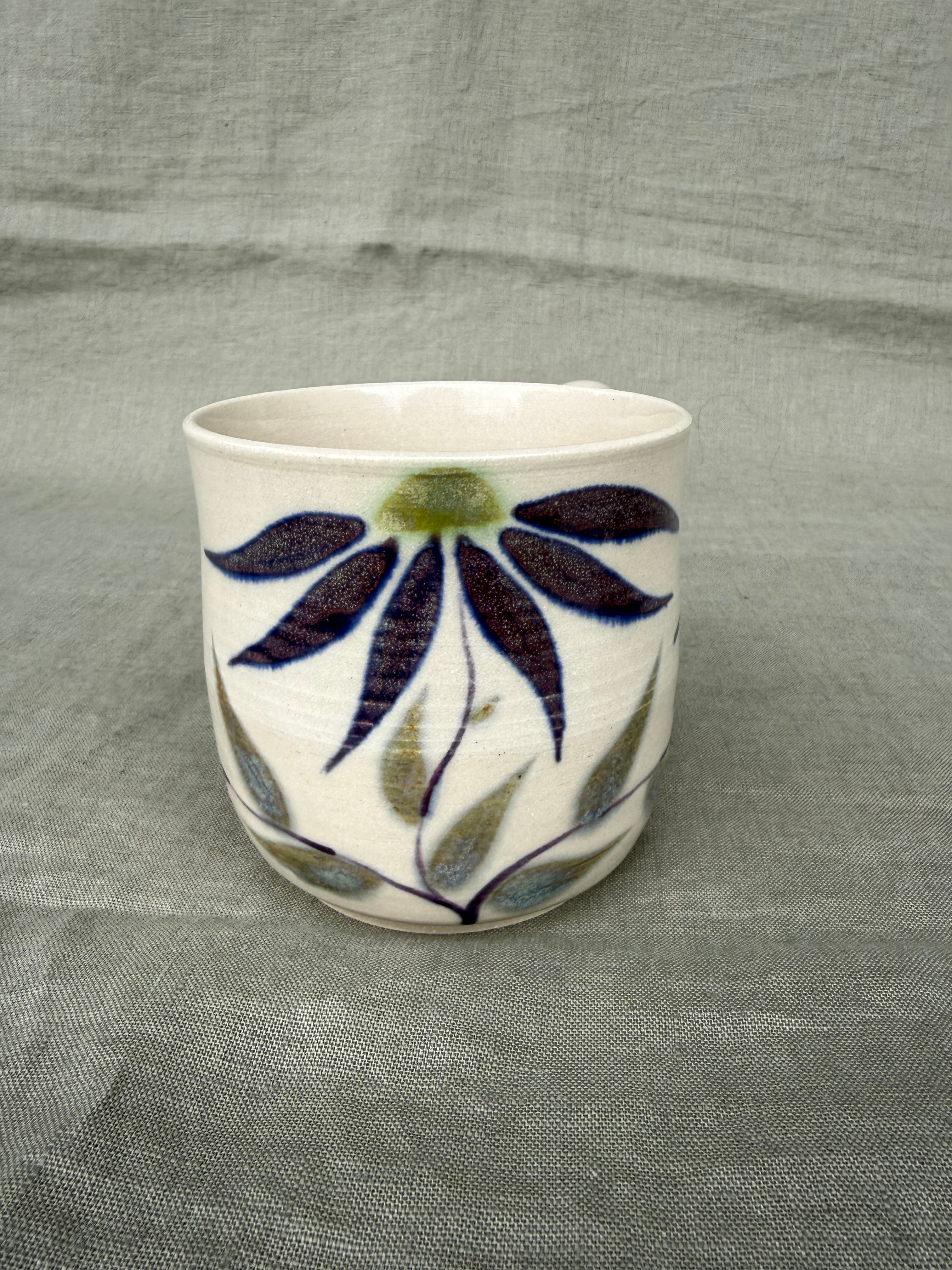 Echinacea Mug Medium in Purple